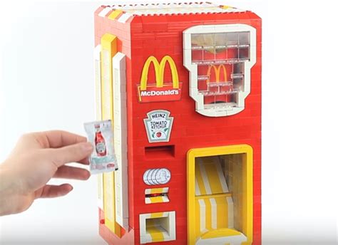 Afbeeldingsresultaten voor Mini LEGO Vending Machine