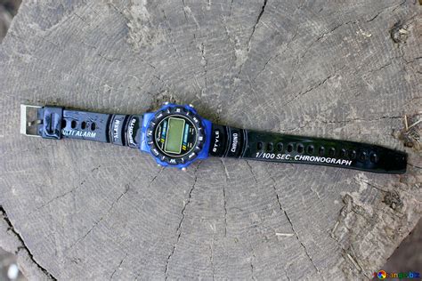 First Electronic Display に対する画像結果