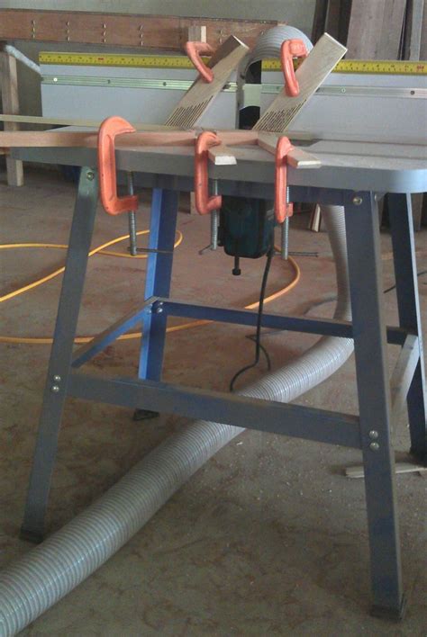 Router table with 3hp Makita router.