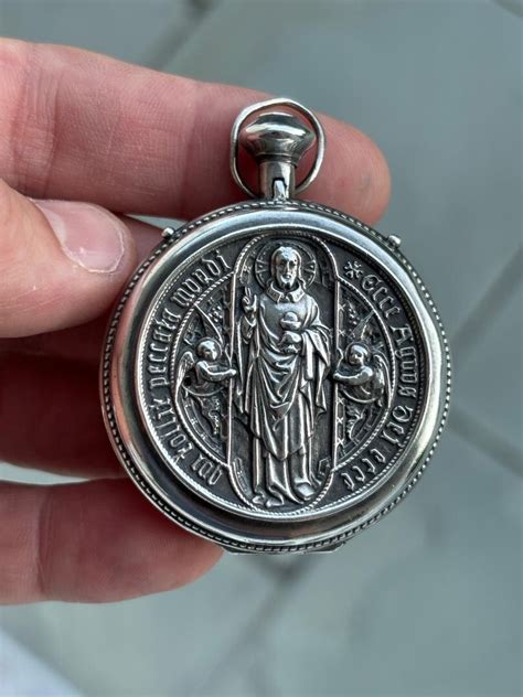 Toradh íomhá ar Sacred Heart PYX