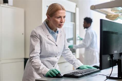 Toradh íomhá ar Lab Computer Screen