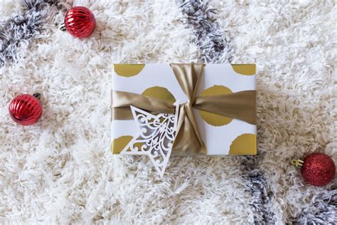 Toradh íomhá ar Easy Gift Wrapping Tutorial