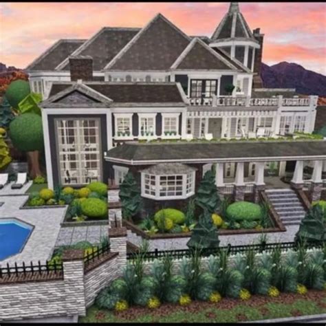 I will speedbuild you a bloxburg house from youtube, custom bloxburg of ...