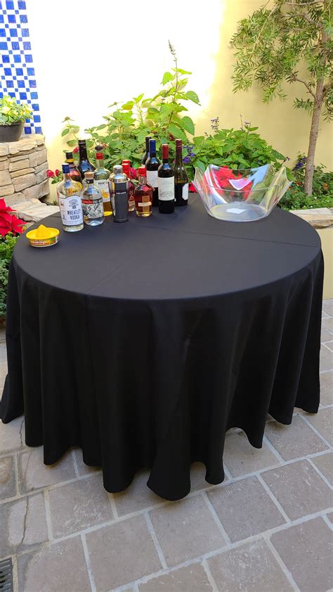 Bildergebnis für 60 Inch Round Table Wedding