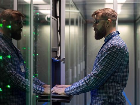 What Are the Properties of Virtual Machine に対する画像結果