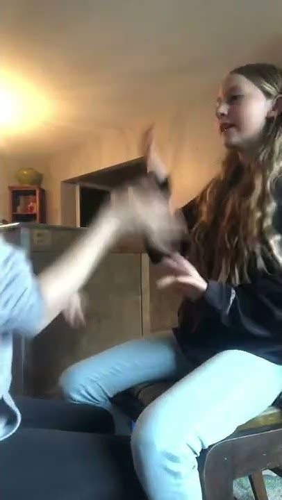 Toradh íomhá ar Lemonade Hand Clap