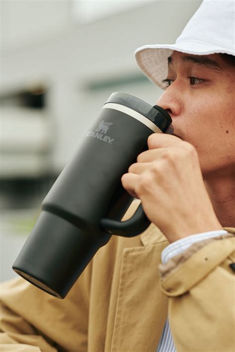 Roblox Stanley に対する画像結果