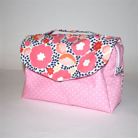 Toradh íomhá ar Large Makeup Bag Sewing Pattern