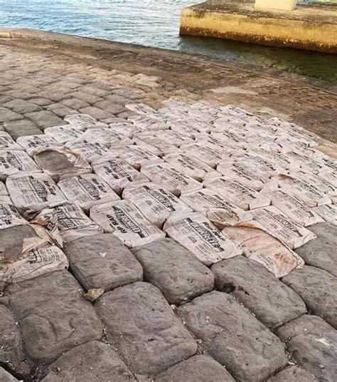 Toradh íomhá ar House Building Fails