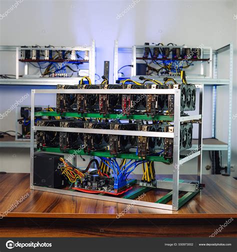 Toradh íomhá ar Crypto-Currency Mining Rigs