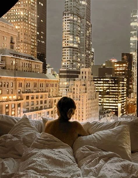 Best 13 Escape to NYC: Serene Hotel Room with Iconic Empire State Building Views – Artofit