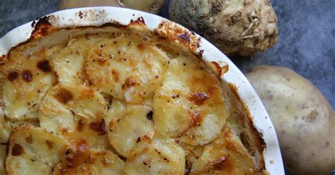 Toradh íomhá ar Potato Cod in Fishing Line