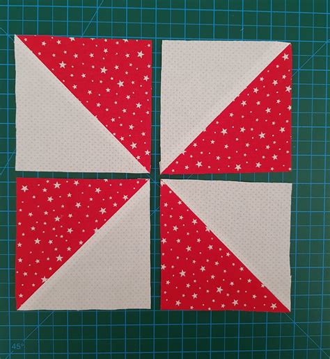 Pinwheel Quilt Border ਲਈ ਪ੍ਰਤੀਬਿੰਬ ਨਤੀਜਾ