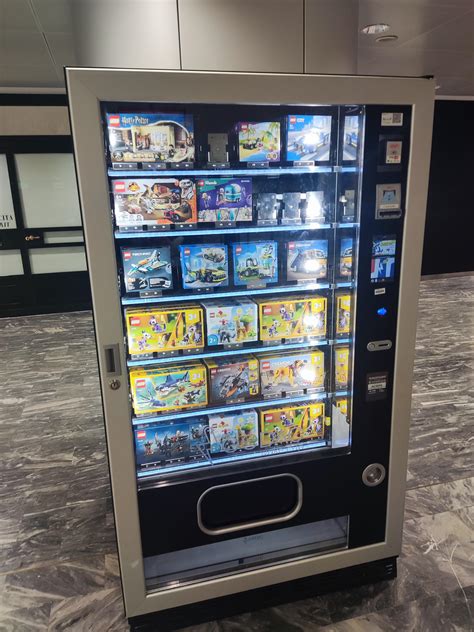 Afbeeldingsresultaten voor Mini LEGO Vending Machine