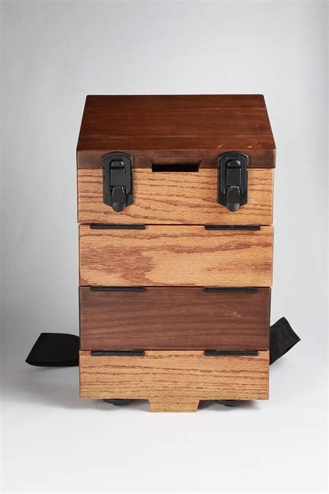 Wooden Backpack に対する画像結果