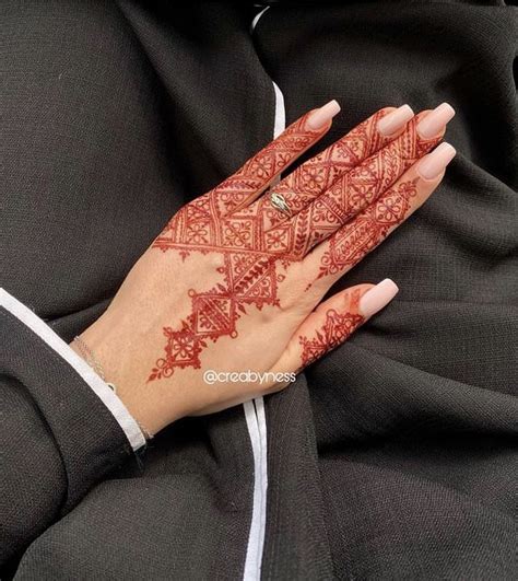 Keffiyah Henna Design に対する画像結果