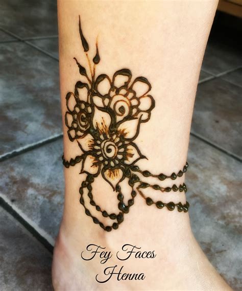 Simple Henna Ankle Designs