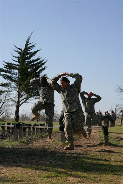 Afbeeldingsresultaten voor Basic Combat Training Course