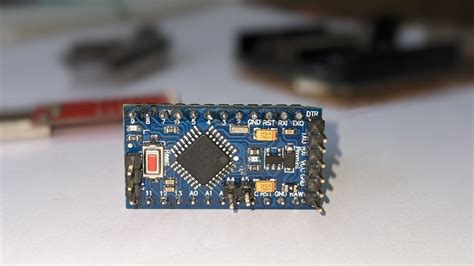 How to Program an Arduino Mini に対する画像結果