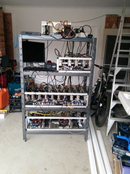Toradh íomhá ar Crypto-Currency Mining Rigs