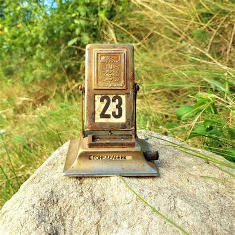 Old Desk Calendar に対する画像結果