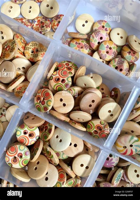 Toradh íomhá ar Colourful Buttons