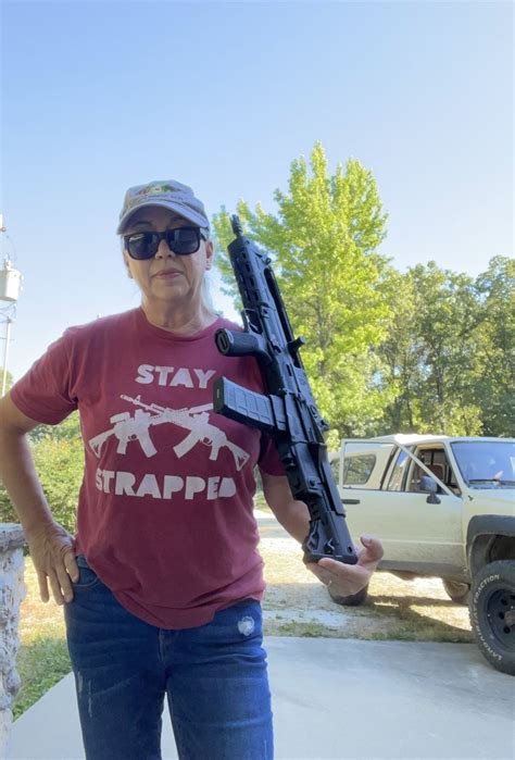 Toradh íomhá ar Springfield Hellion Review