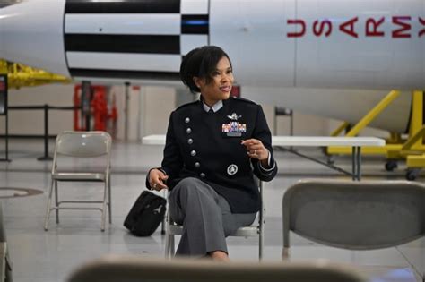 Afbeeldingsresultaten voor Space Force Guardian Uniform