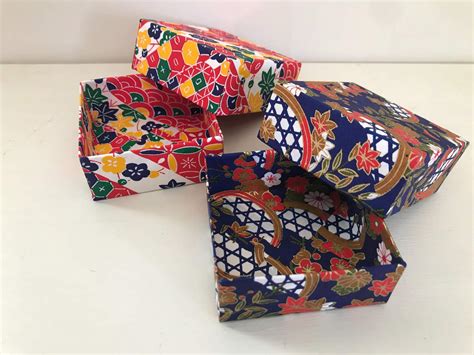 Toradh íomhá ar Japanes Paper Box