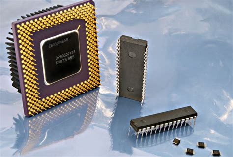 Computer Memory ROM に対する画像結果