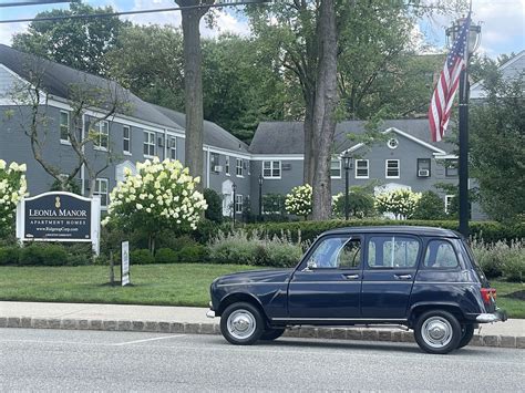 1973 Renault R4 — Octane Film Cars