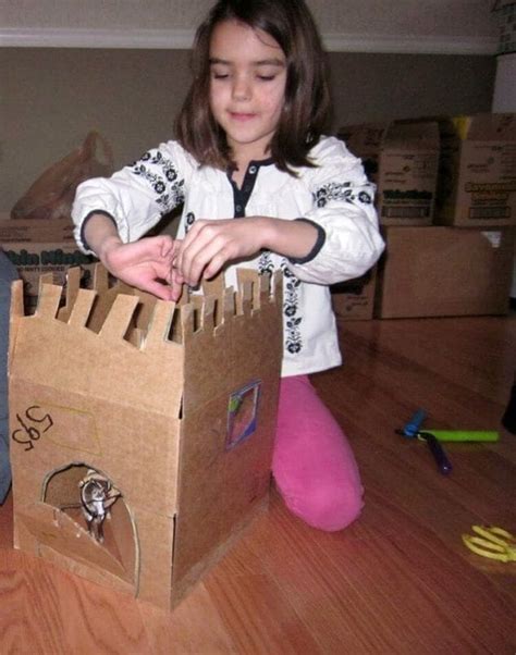 How to Build a Cardboard Box Fort に対する画像結果