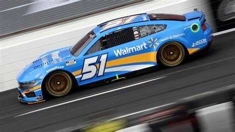 Toradh íomhá ar NASCAR Unleashed Codes Roblox