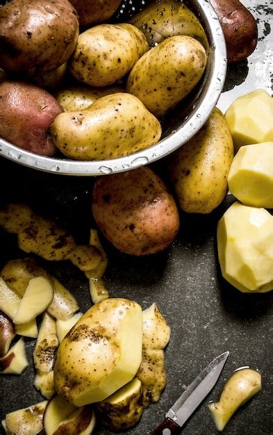 Toradh íomhá ar Potato Cod in Fishing Line