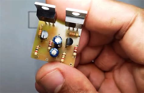 Image result for MOS FET Inverter Circuit