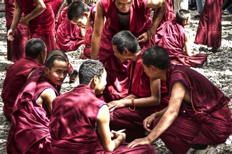 Toradh íomhá ar Monk Kamen High-Rise Invasion