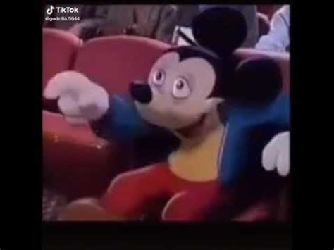 Mickey Mouse Screeming-க்கான படிம முடிவு