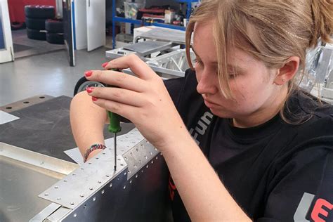 Afbeeldingsresultaten voor Arduino Small Battery