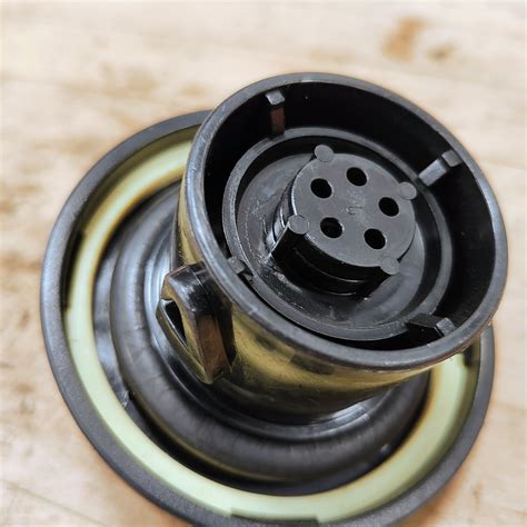 Lamborghini LP640 Fault Code P0442 に対する画像結果