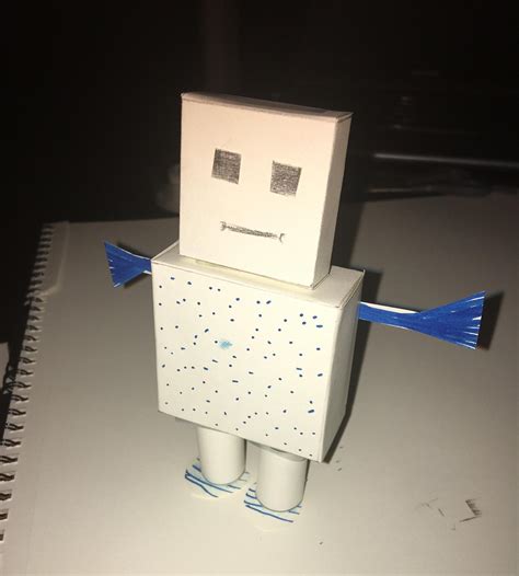 How to Make a Robot Using a Box に対する画像結果