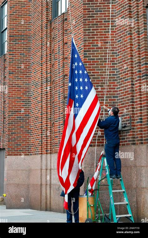 Toradh íomhá ar New York Office Building Roblox