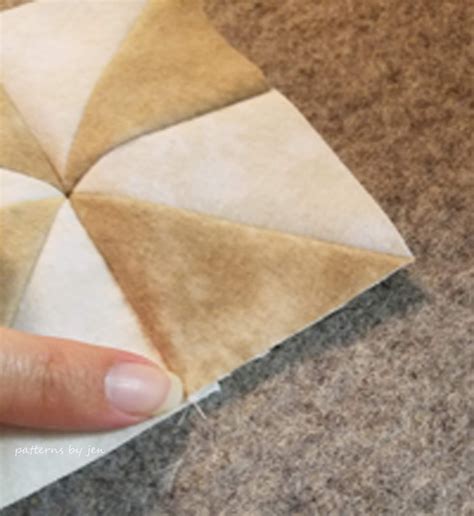 Pinwheel Quilt Border ਲਈ ਪ੍ਰਤੀਬਿੰਬ ਨਤੀਜਾ