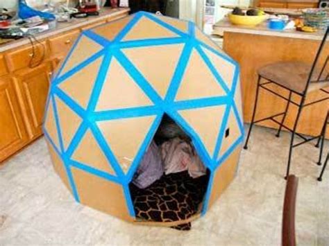 How to Build a Cardboard Box Fort に対する画像結果