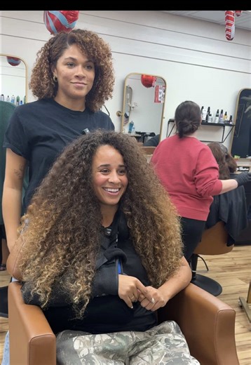 Kaylee's Stunning Curly Hair Transformation Experience