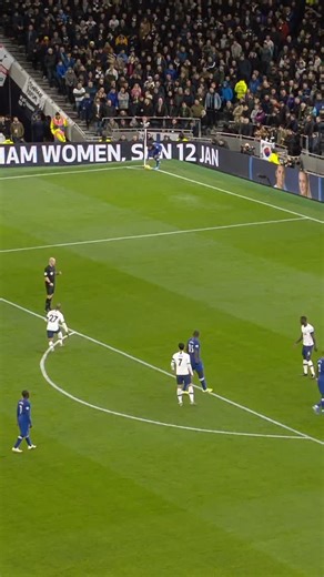 #OnThisDay in 2019, this Willian double secured all three points at Tottenham Hotspur Stadium! 🏟️ | Chelsea Football Club