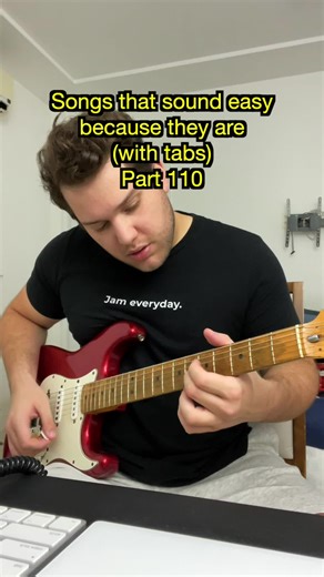 Learn the Catchy Pop Hit 'What Makes You Beautiful' by One Direction on Guitar!