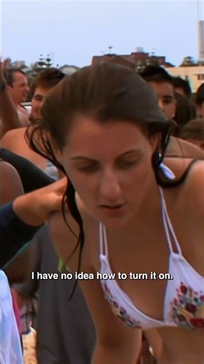 Lifeguards save this young girl's life 💙 #bondirescue #lifeguard #beach #shortsfeed