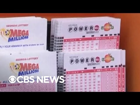Powerball jackpot reaches whopping $1.7 billion for Christmas Eve drawing