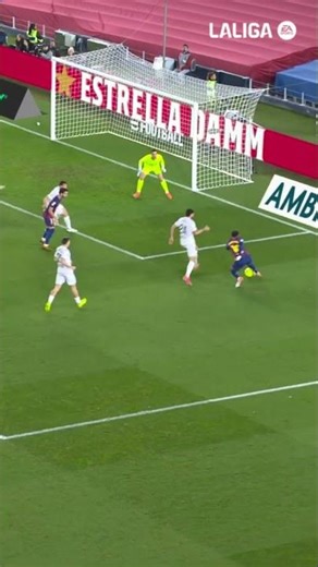 What a masterpiece, unlucky not to score! 🙃 #laligahighlights