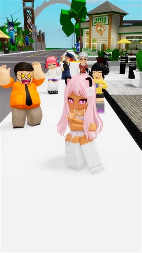 everyone was acting so strange until this...🤔🤩#robloxshorts #roblox